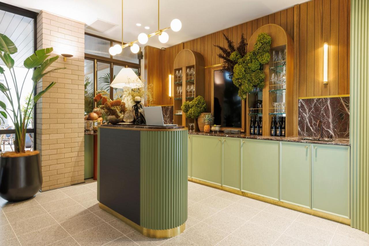 מלון סידני 202 Elizabeth מראה חיצוני תמונה The lobby of the hotel